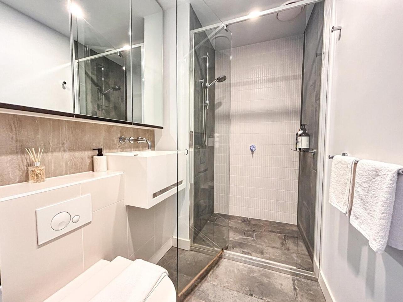 Dreamy View On High Level 2Br1Ba Apt Cbd Poolgy Melbourne Buitenkant foto